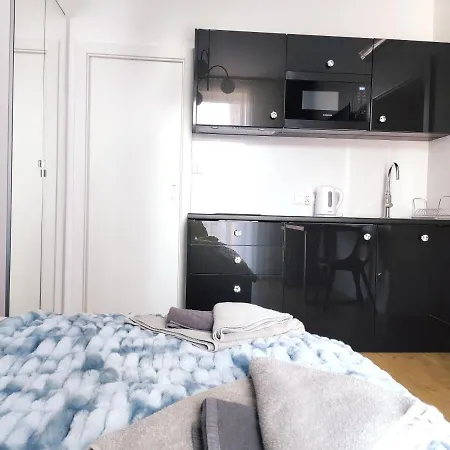 Apartment Szeroka 33 A-c By Homeprime